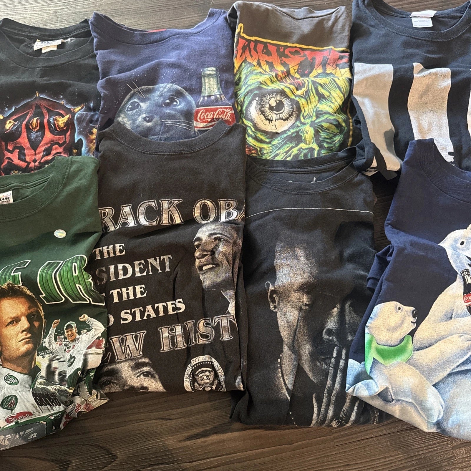 Random 20 for $110 Vintage/Modern Graphic TShirt Bundle! Message your size!